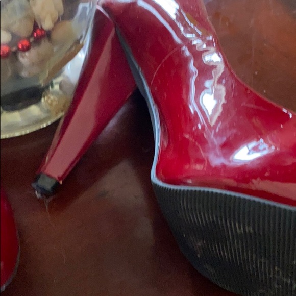 COPY - Red pump - Picture 5 of 5